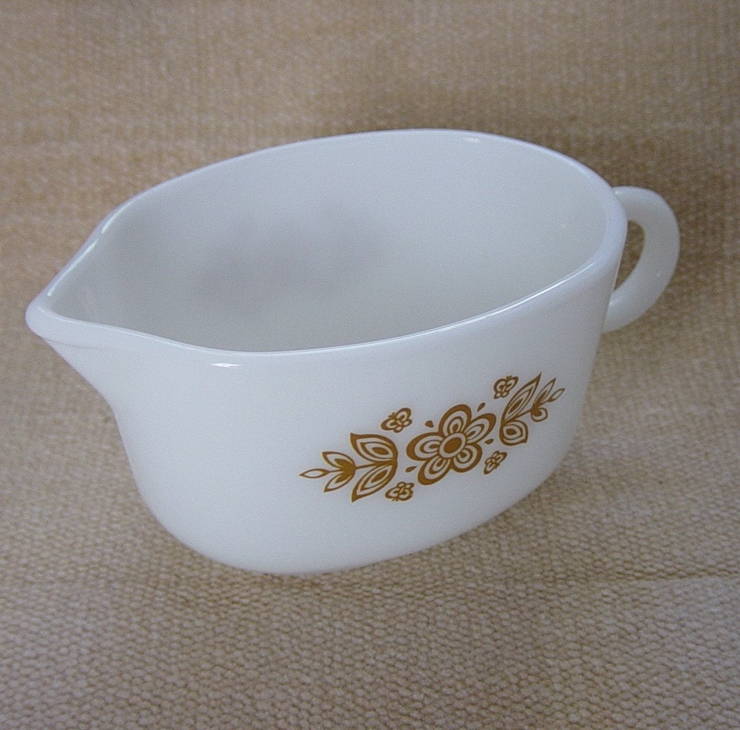 Vintage Pyrex Butterfly Gold Gravy Boat Floral Pattern